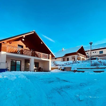 Chaty Krusetnica S Luxusnym Privatnym Wellness Exterior foto