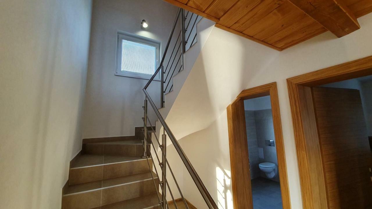 Chaty Krusetnica S Luxusnym Privatnym Wellness Exterior foto