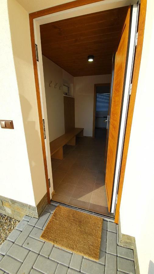 Chaty Krusetnica S Luxusnym Privatnym Wellness Exterior foto